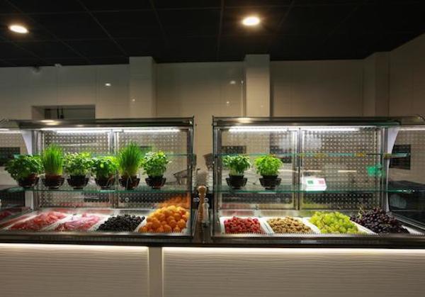 Kies je favoriete eten aan het buffet