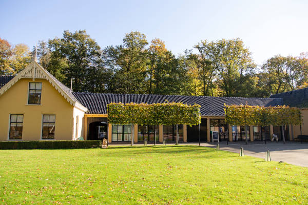 Voorkant van het museum