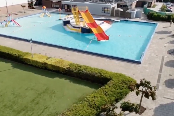 Video: Zwembad het Polderbad