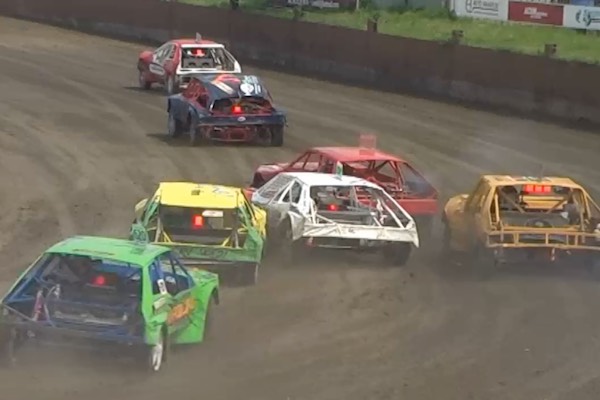 Video: ACON Dirt Track Racing